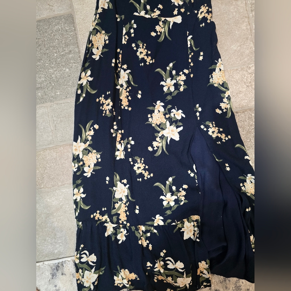 Reformation Midi Dress Navy Blue Small Floral 4 6 Small Spring Summer Flutter S - Picture 7 of 15